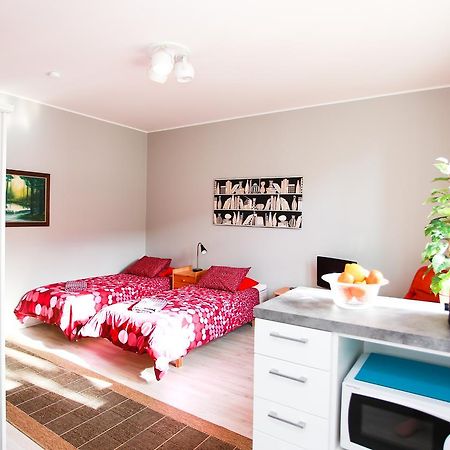 Cozy studio next to bus station Turku Esterno foto